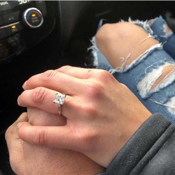 2Ct Princess Cut Solitaire Silver Ring VVS1 Lab Diamond - Picture 8 of 17